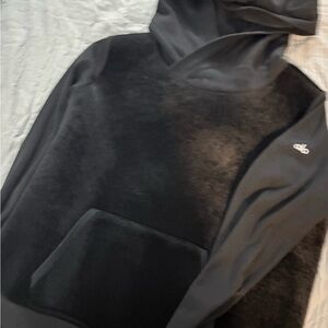 🖤ALO🖤 Black Hoodie with Logo🖤  Worn twice 🖤